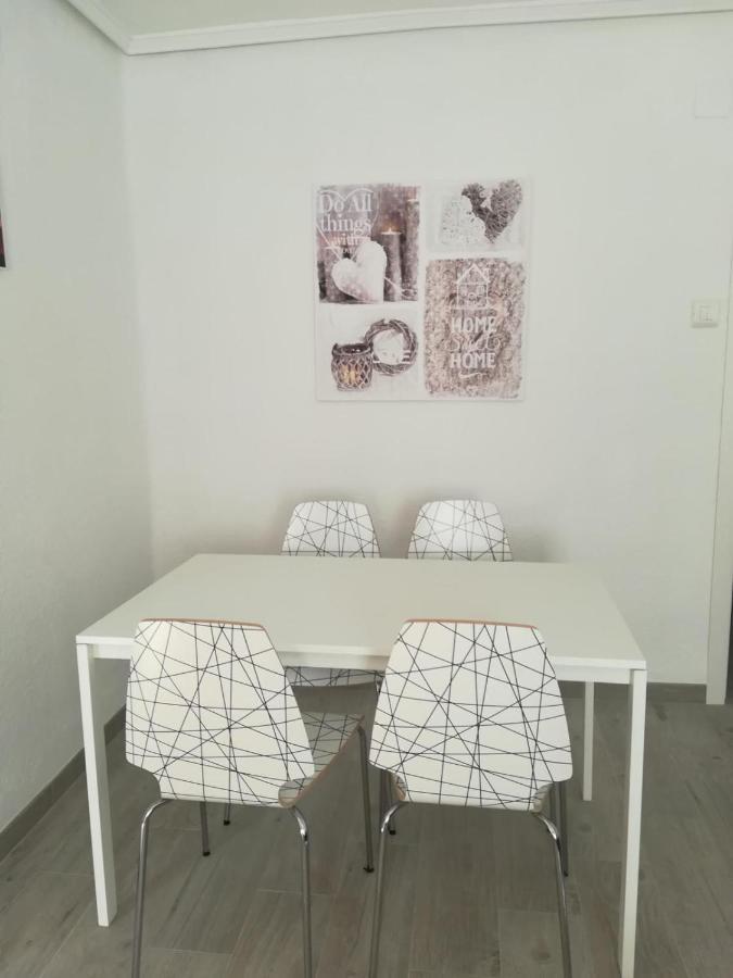Affittacamere Malvarrosa Familiar Valenza
